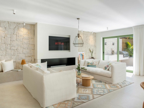 🌴🏡 San Pedro de Alcántara Beachside Townhouse – Turn key