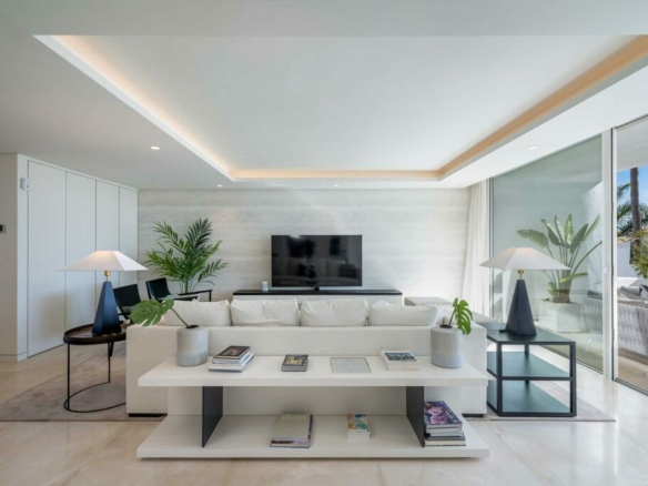 For Rent – Luxurious 4 bedrooms Duplex Penthouse in Puente Romano Resort, Marbella 🏠
