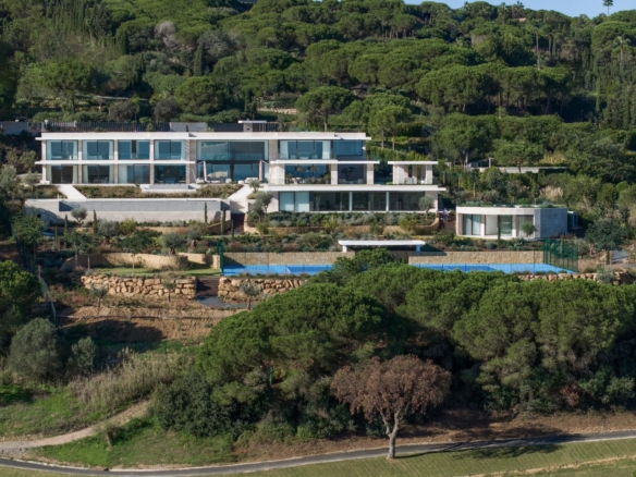 For Sale 🌟   MODERN DREAM HOUSE  – Sotogrande – Seaviews  – Tennis Court