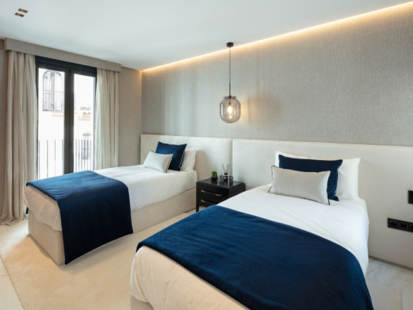 For Sale & Rent – Modern 3 Bedroom Apartment, Puerto Banus, Marbella Andalucia, Marbella, Puerto Banus
