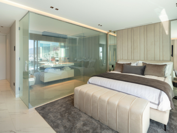 For Sale & Rent – Modern 3 Bedroom Apartment, Puerto Banus, Marbella Andalucia, Marbella, Puerto Banus