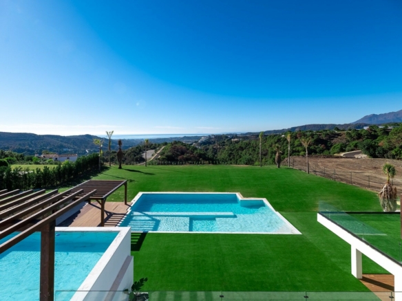 SOLD – Marbella Club Golf – Modern 5B  Villa – Panoramic Views