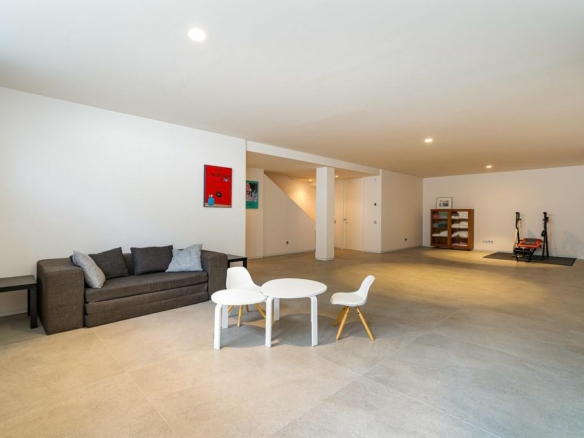 For Rent – Golden Mile – Modern 4 Bedrooms Villa – Near Beach & Marbella Town