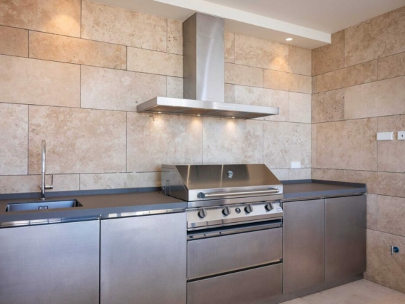 For Rent – Luxurious 3-Bedroom Duplex Apartment with Spectacular Views