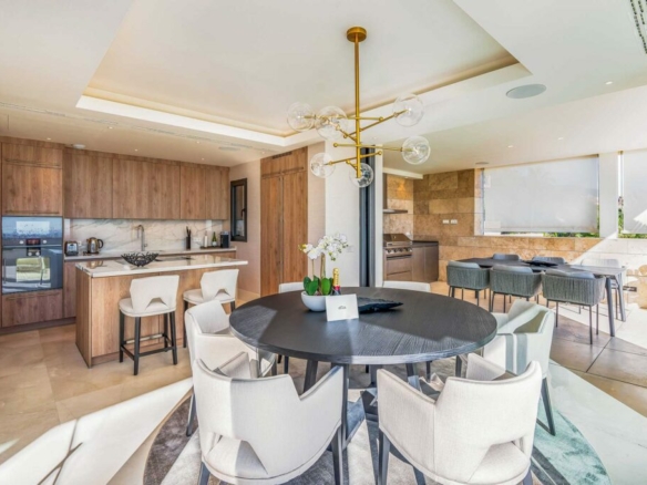 For Rent – Luxurious 3-Bedroom Duplex Apartment with Spectacular Views