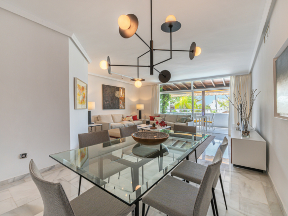 For Rent –  Luxurious Penthouse in Alhambra del Mar ✨🌴 3 Bedrooms – Walk to Beach & Marbella Town