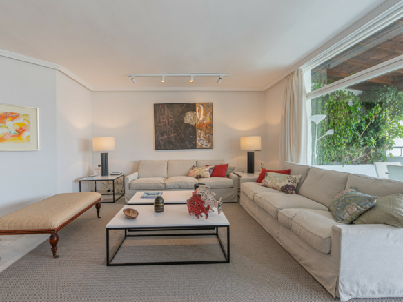 For Rent –  Luxurious Penthouse in Alhambra del Mar ✨🌴 3 Bedrooms – Walk to Beach & Marbella Town