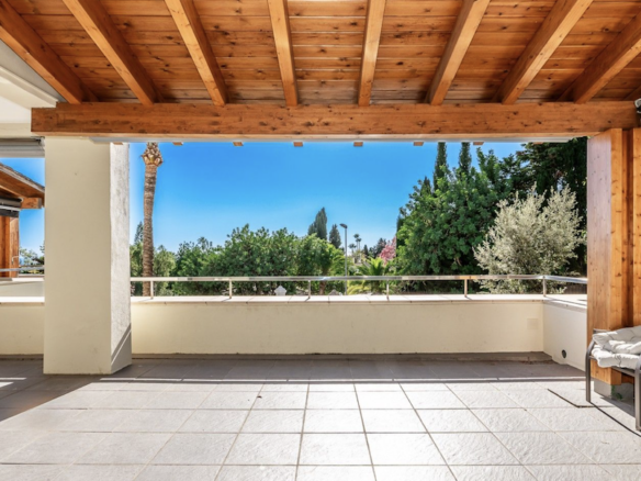 SOLD – Golden Mile: Luxurious Apartment in  Gated Community |  Marbella