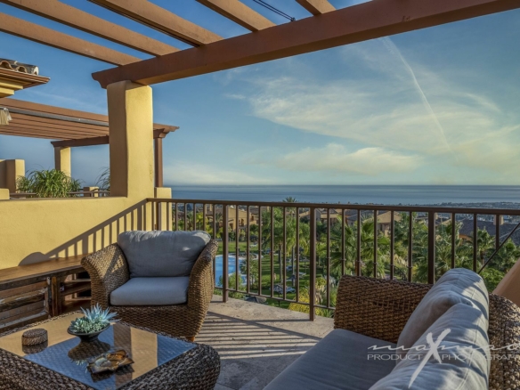 🏡 Incredible 3B Penthouse for sale in Hacienda de Señorío de Cifuentes!