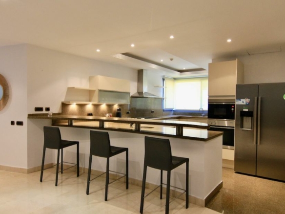LAGUNA DE BANÚS 3B DUBLEX APT. FOR RENT IN MARBELLA – PUERTO BANUS