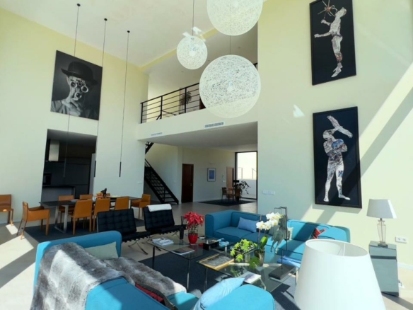 For sale & rent – Modern villa  in Gated community Monte Mayor  Benahavís, Spain🇪🇸 