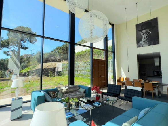 For sale & rent – Modern villa  in Gated community Monte Mayor  Benahavís, Spain🇪🇸 
