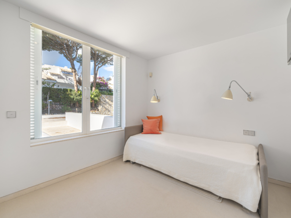 Luxury Villa in Peñablanca, Aloha, Nueva Andalucía  