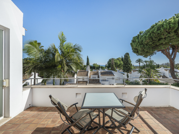 Luxury Villa in Peñablanca, Aloha, Nueva Andalucía  