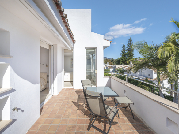 Luxury Villa in Peñablanca, Aloha, Nueva Andalucía  