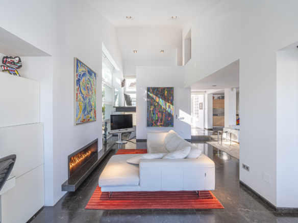 Luxury Villa in Peñablanca, Aloha, Nueva Andalucía  