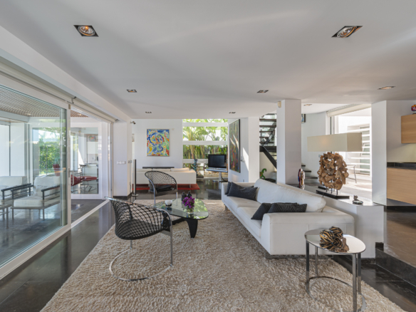 Luxury Villa in Peñablanca, Aloha, Nueva Andalucía  
