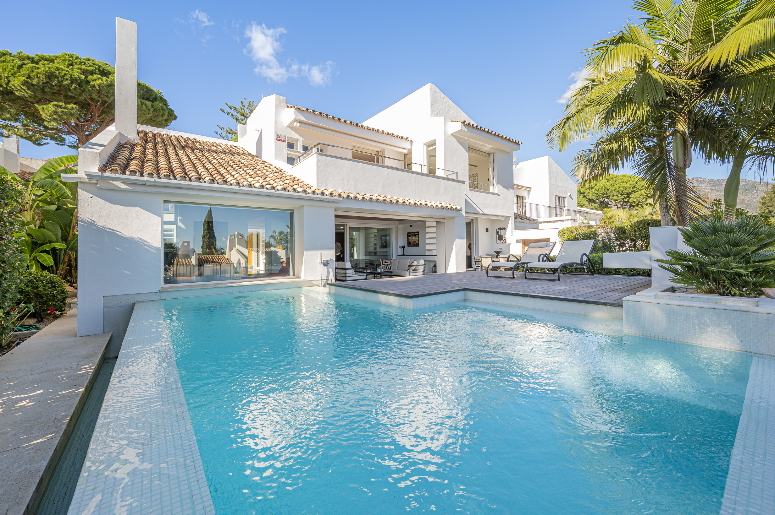 Luxury Villa in Peñablanca, Aloha, Nueva Andalucía  