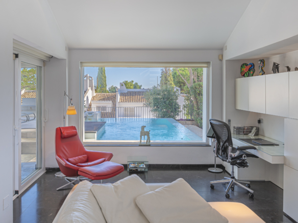 Luxury Villa in Peñablanca, Aloha, Nueva Andalucía  
