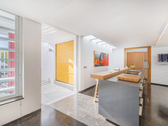 Luxury Villa in Peñablanca, Aloha, Nueva Andalucía  