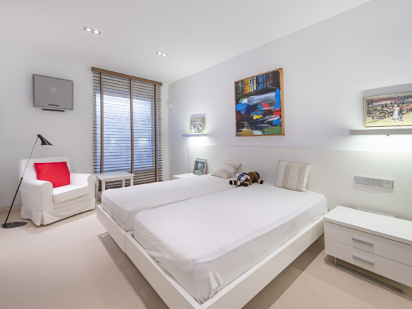 Luxury Villa in Peñablanca, Aloha, Nueva Andalucía  