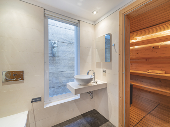 Luxury Villa in Peñablanca, Aloha, Nueva Andalucía  