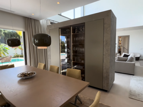 For sale! 🏡✨ 2 Modern newly built Villas- Near  Beach & amenities in the lower part of Marbella’s Golden Mile