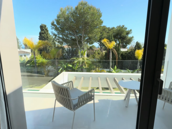 For sale! 🏡✨ 2 Modern newly built Villas- Near  Beach & amenities in the lower part of Marbella’s Golden Mile