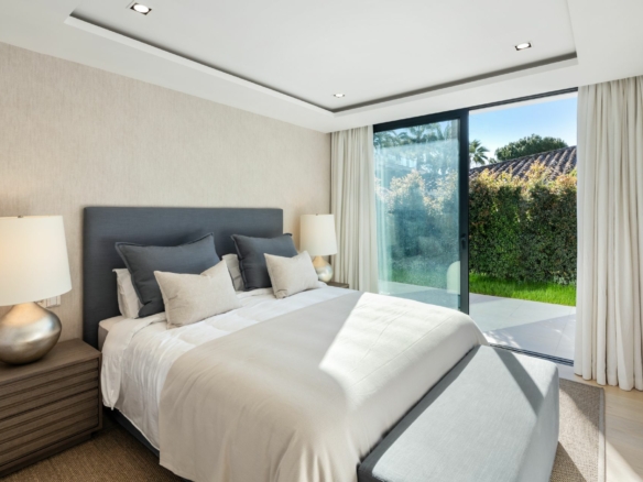 🏠 FOR SALE 🏠 Nueva Anadalucia – Turnkey Villa – Central