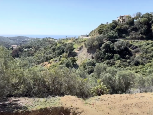 🏡 FOR SALE 🏡 Monte Mayor  D2-  Modern Villa with Sea Views in Gated Community Villa Villa
