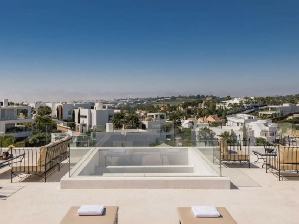 For Rent 🏠 Nueva Andalucia – Modern villa – Gated community  🏠