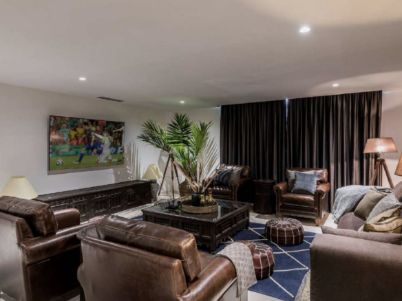For Rent 🏠 Nueva Andalucia – Modern villa – Gated community  🏠