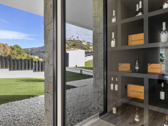 For sale – Monte Mayor – 7B Villa – Gated -Sea views