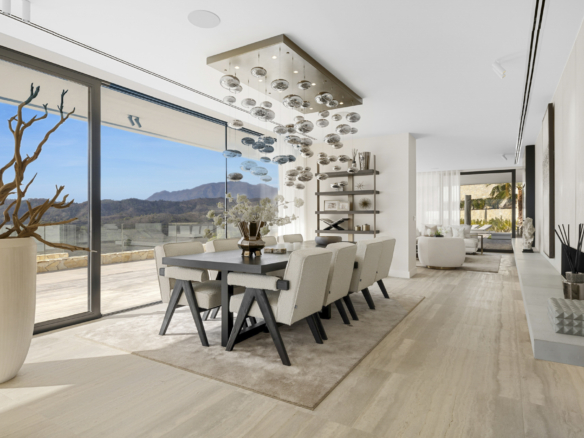 For sale – Monte Mayor – 7B Villa – Gated -Sea views