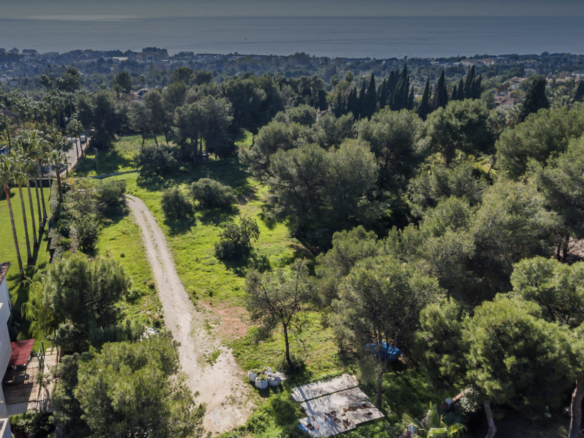 FOR SALE 🌴 PLOT IN SIERRA BLANCA MARBELLA GOLDEN MILE 🏰 GATED