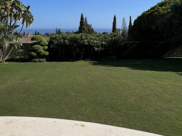 For Sale 🌟 Exclusive Classic Villa in Sierra Blanca 🏰 4089m2  Sea View Plot