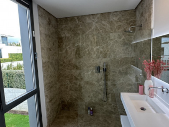 Short – Long term Rental 🌟 Modern Villa Near All Facilities and Beach – New Golden Mile 🌟 (Estepona)