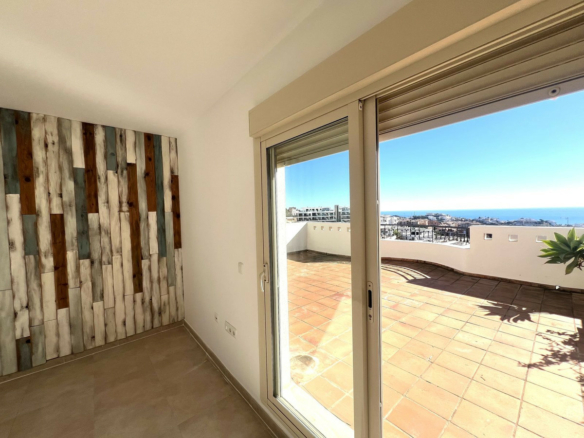 Reduced – Riviera del Sol, Mijas 🏠 Penthouse for sale – Sea views – South facing 
