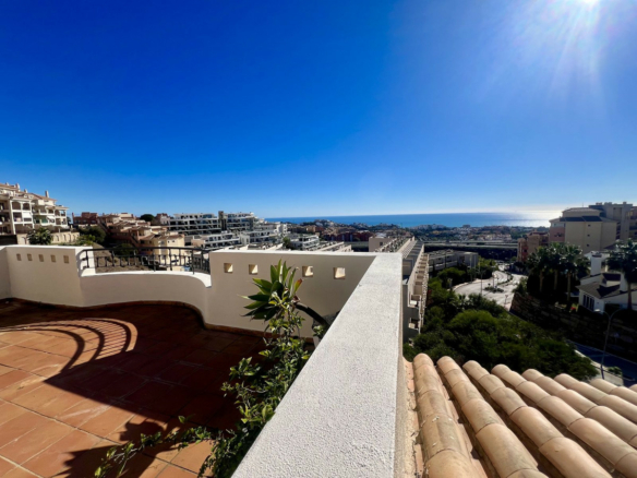 Reduced – Riviera del Sol, Mijas 🏠 Penthouse for sale – Sea views – South facing 