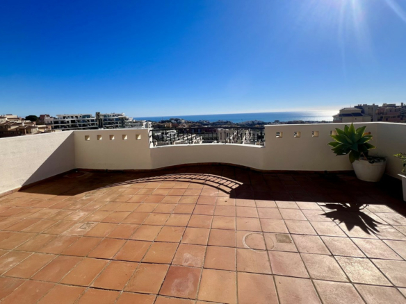 Reduced – Riviera del Sol, Mijas 🏠 Penthouse for sale – Sea views – South facing 