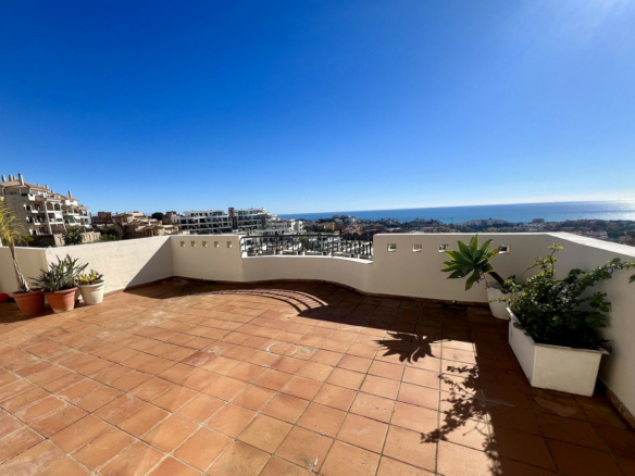 Reduced – Riviera del Sol, Mijas 🏠 Penthouse for sale – Sea views – South facing 