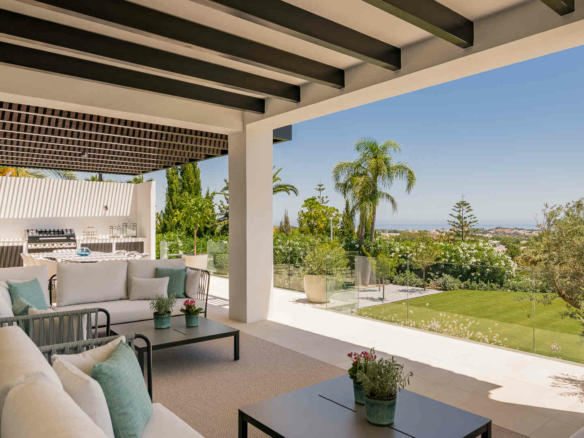 🏡 Villa for Sale in La Cerquilla, Nueva Andalucía