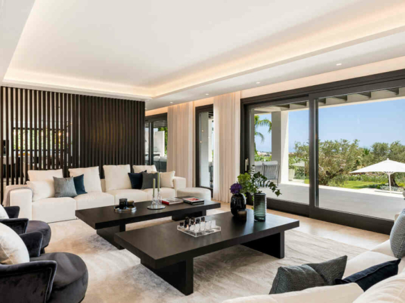 🏡 Villa for Sale in La Cerquilla, Nueva Andalucía