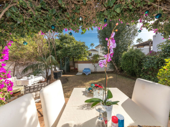 🏠 For Sale – Bargain Townhouse on the Golden Mile reduced to 500,000 euros! 🔥