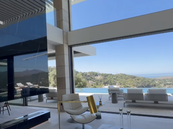 For Sale – La Zagaleta – Modern 5B Villa – Sea Views 🌟 -Gated -Turnkey Ready