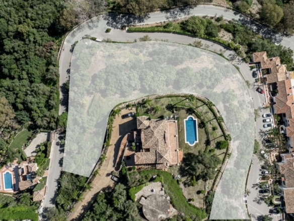 🌴 Development of a New Villa in Puerto de los Almendros, Benahavis