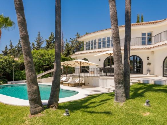 For Rent  – Villa La Perla 🏰, Charming Villa 🌴 in Nagueles , Andalucia 🌅, Golden mile , Marbella 🏖️