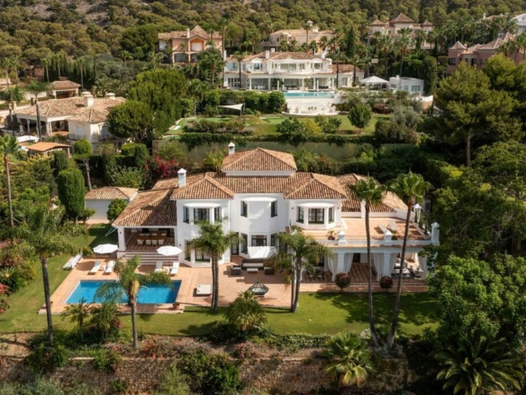 🌟 For Rent – Villa Sierra Blanca, Marbella, Andalucia    (Max 12 Guests)
