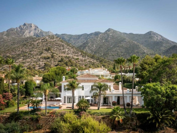 🌟 For Rent – Villa Sierra Blanca, Marbella, Andalucia    (Max 12 Guests)