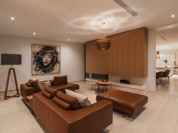 FOR SALE – MODERN LUXURY VILLA – PANORAMIC VIEWS – MARBELLA CLUB GOLF RESORT, BENAHAVIS 🏌️‍♂️🌅